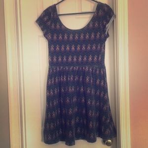 Mossimo 90’s retro babydoll dress Final price
